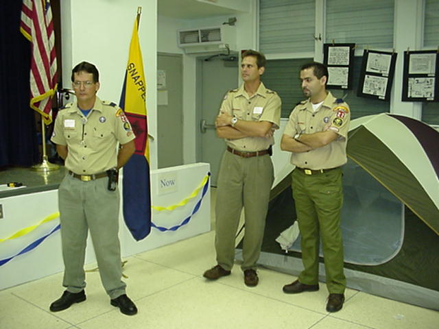 Julio-Rene-Ed.jpg (48201 bytes)